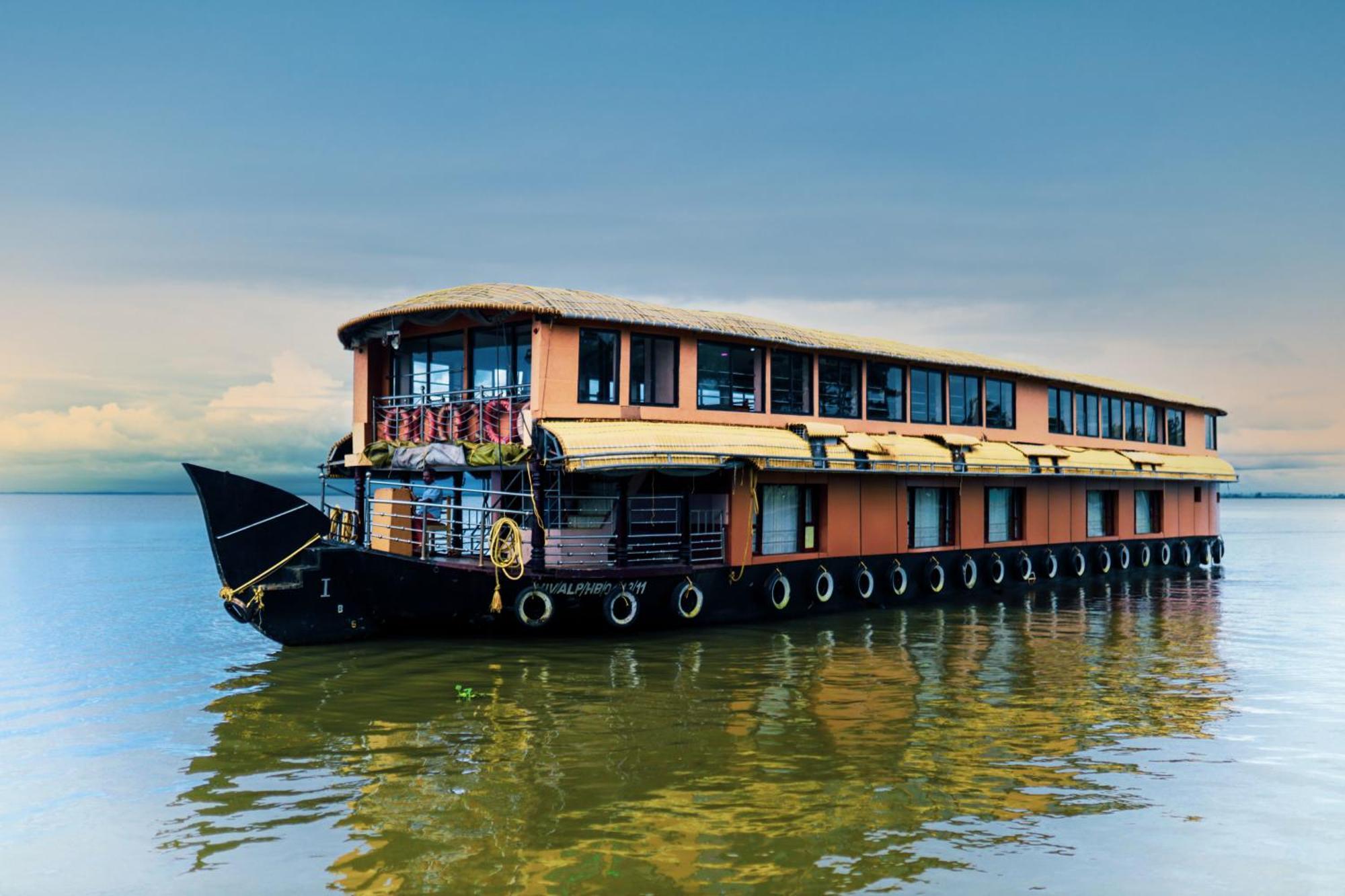Hotel Harmony Houseboats Alappuzha Exterior foto