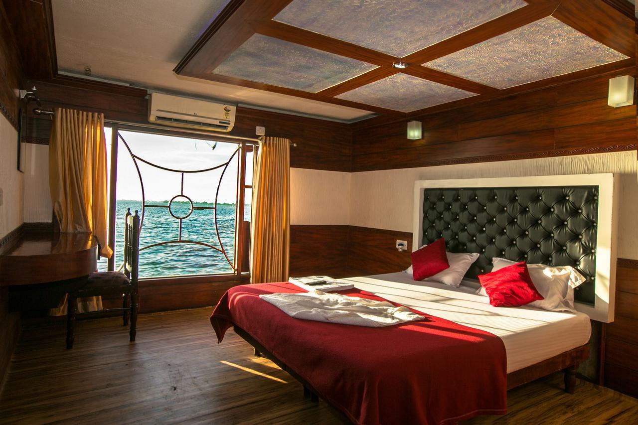 Hotel Harmony Houseboats Alappuzha Exterior foto