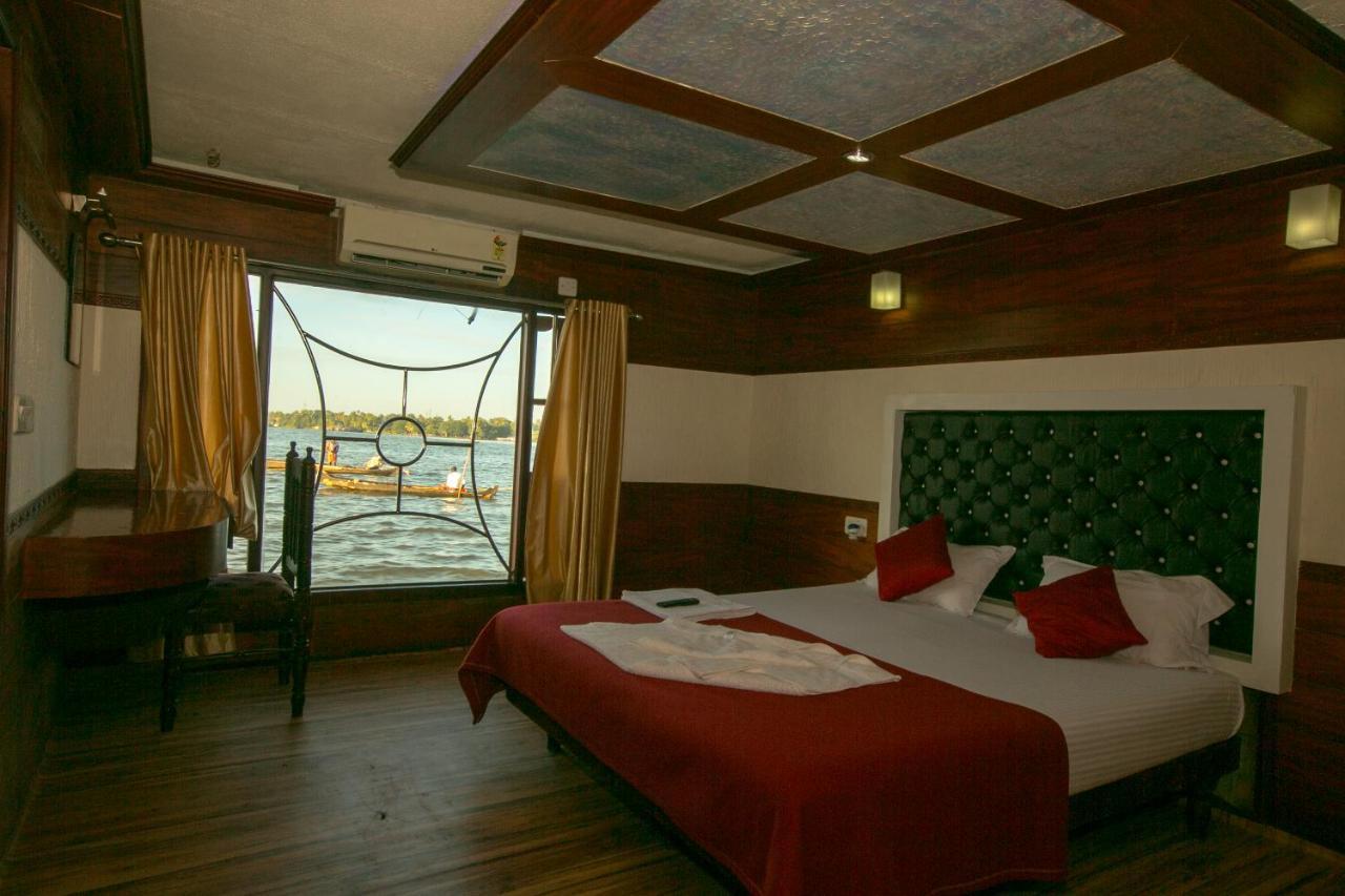 Hotel Harmony Houseboats Alappuzha Exterior foto
